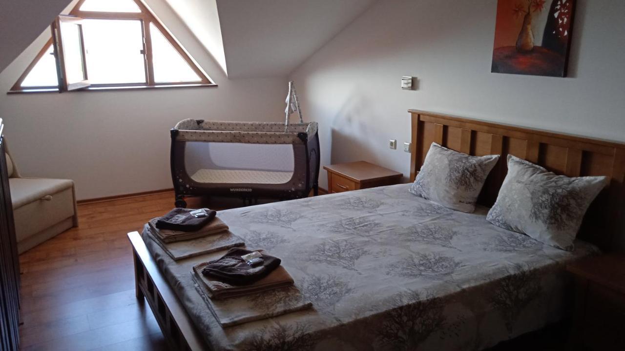 Pearl Apartments Sozopol Esterno foto