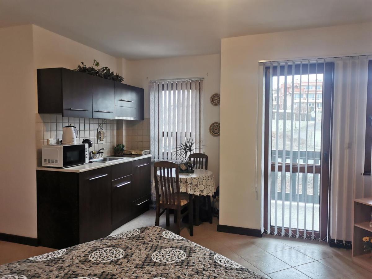 Pearl Apartments Sozopol Esterno foto
