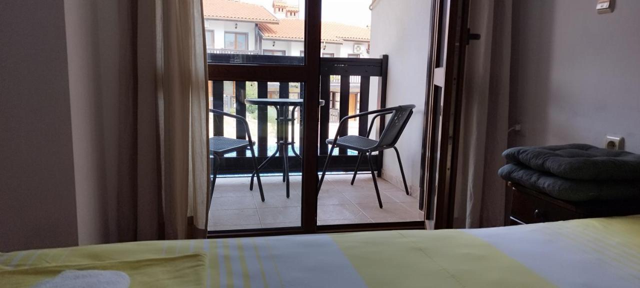Pearl Apartments Sozopol Esterno foto