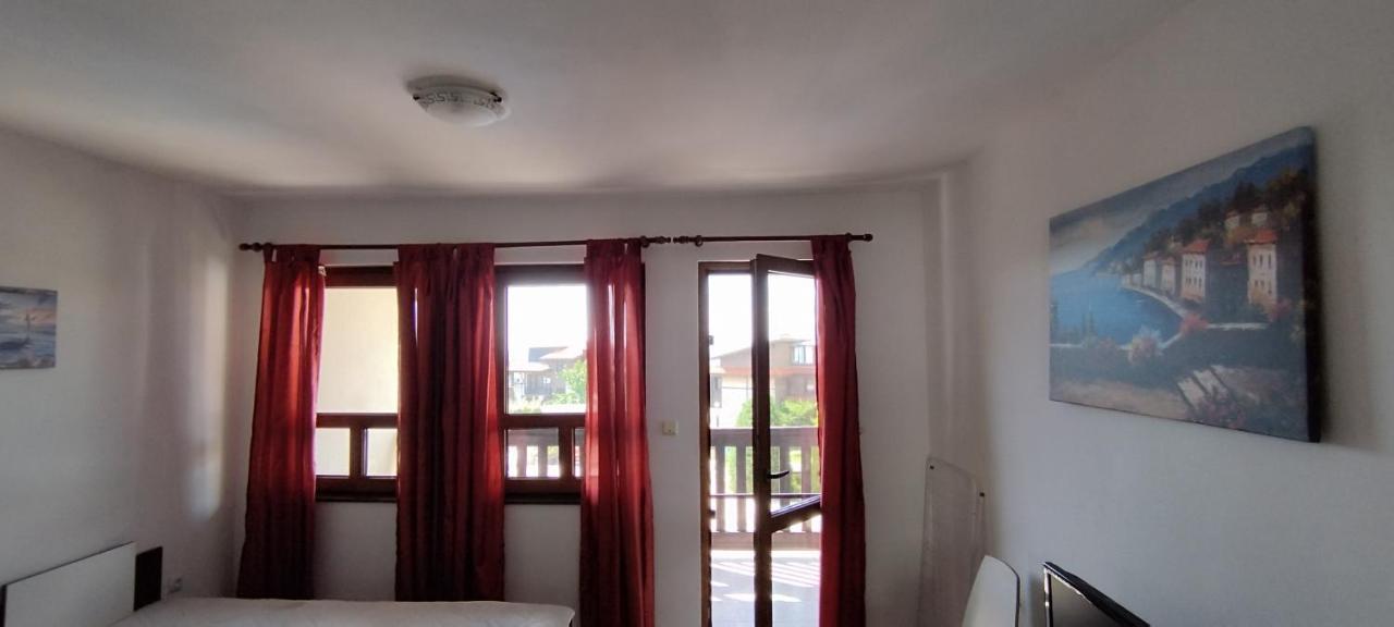 Pearl Apartments Sozopol Esterno foto